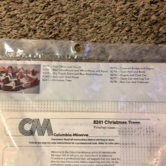 1978 Columbia-Minerva Needlepoint Idea Kit 3 Christmas Trees NEW 8241 - Picture 9 of 10